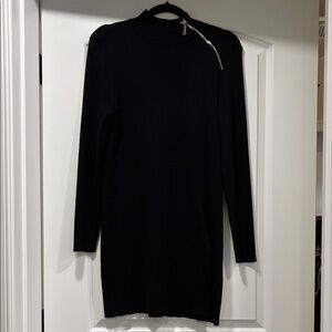 Cable & Gauge Black Long Sleeve Dress with Zipper Accent
